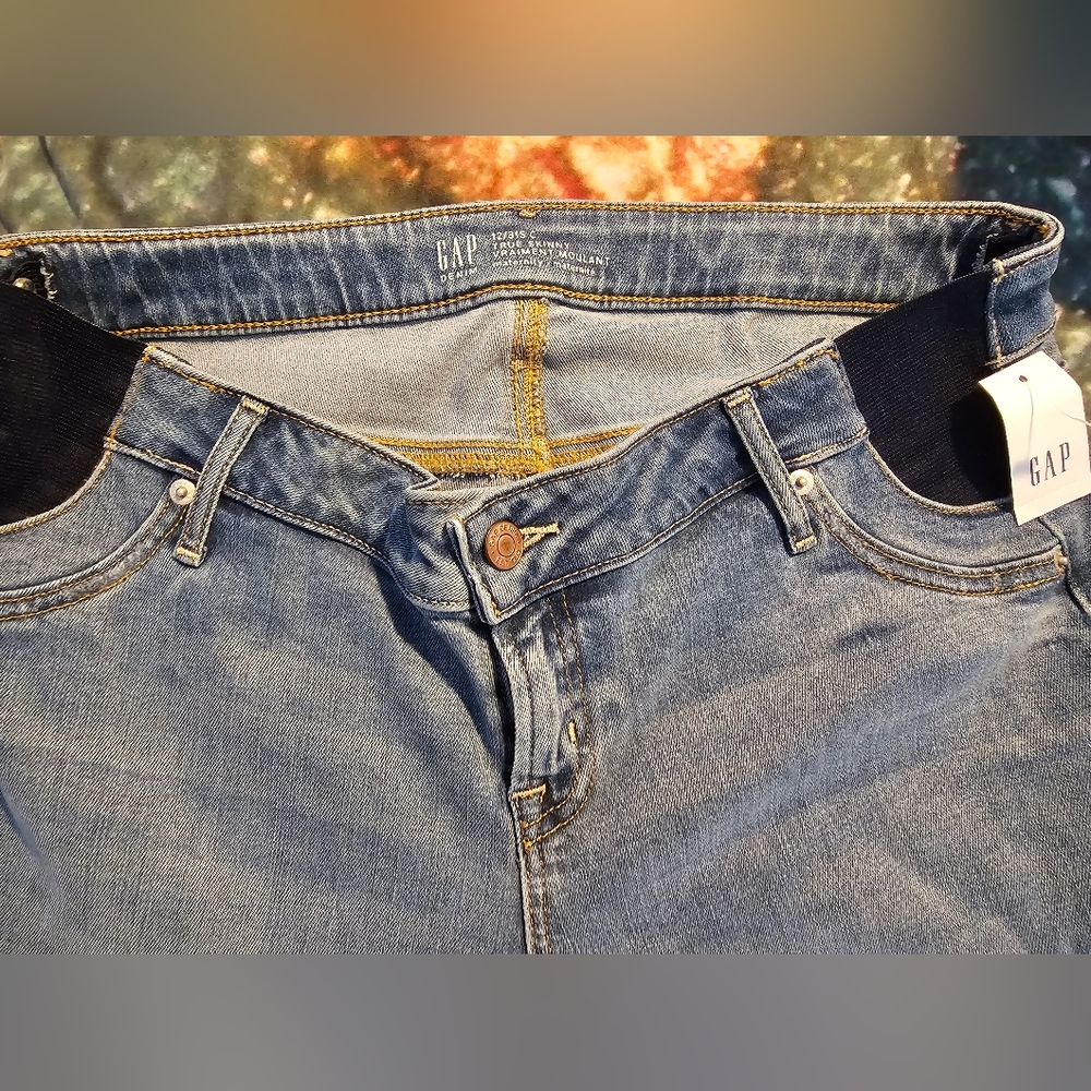 Maternity jeans